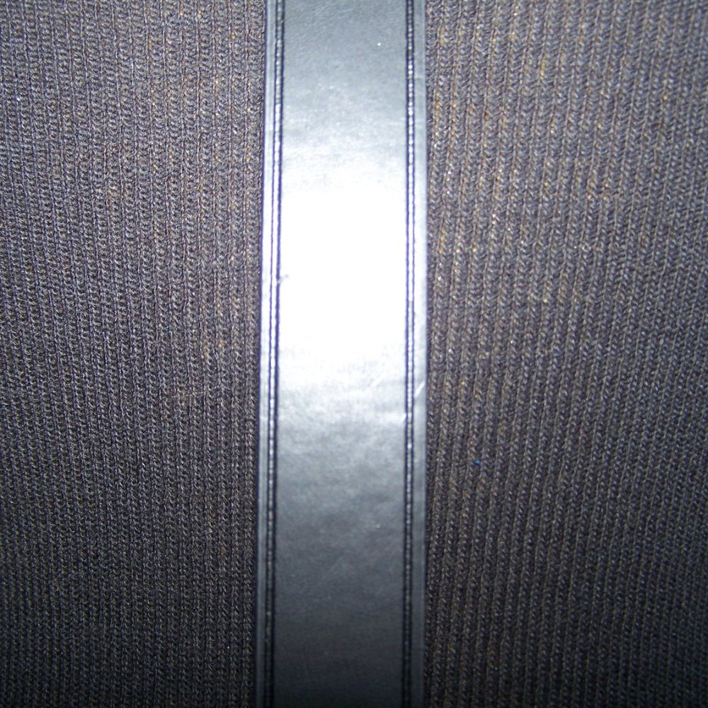 Cat & Jack Reversible Smooth Belt Sz XL - Picture 2 of 3